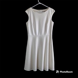 db Established 1962 Womens Dress 10 Sleeveless Fit & Flare Short Little White